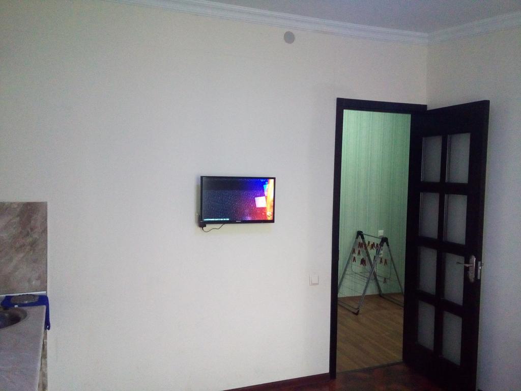 Частный Квартира Apartamento Batumi Exterior foto